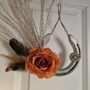 Silver Horseshoe Wall Accent with Orange Rose